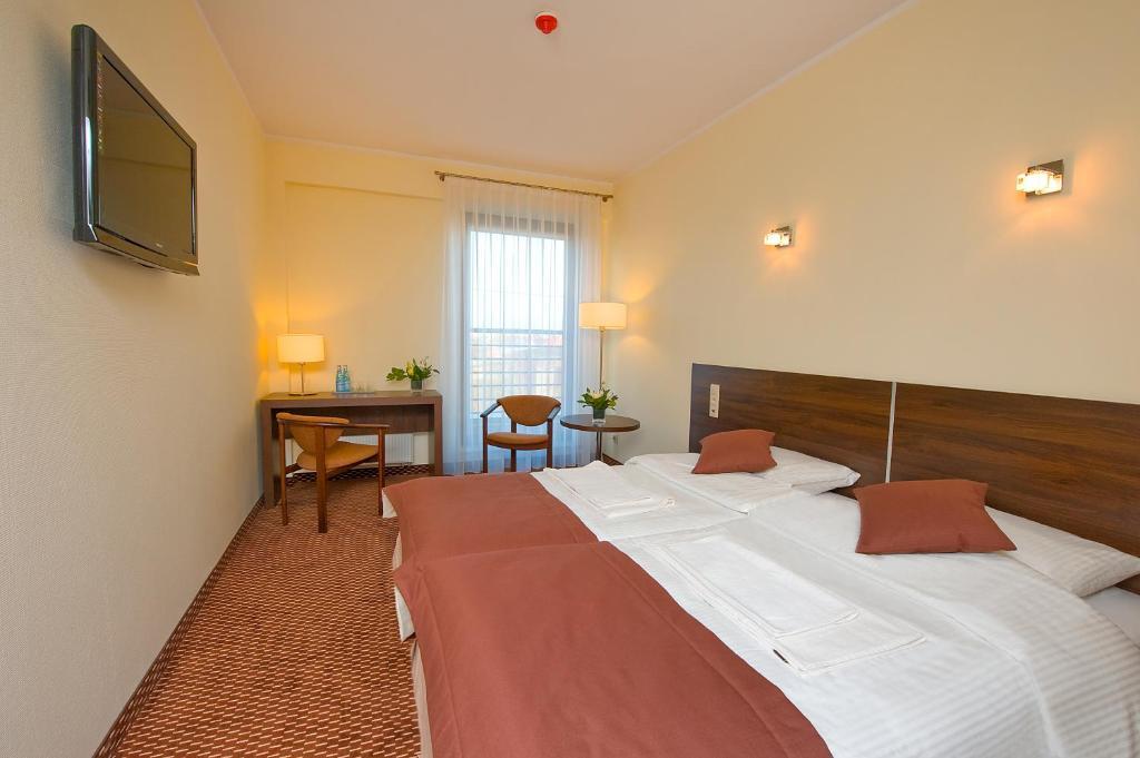 Hotel Cztery Brzozy Gdansk Kowale Kowale  Zimmer foto